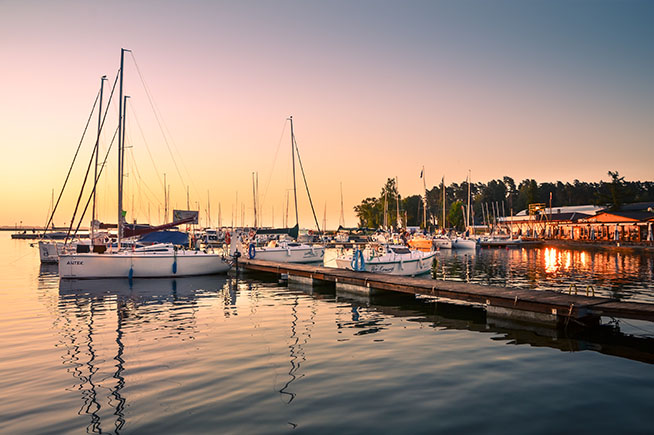 Autobus Warszawa Giżycko pozwala ci zobaczyć miasto Giżycko